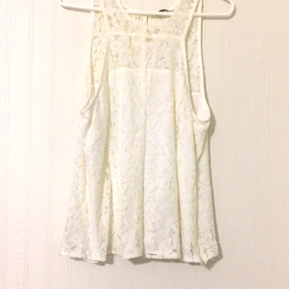 Beautiful lace sleeveless blouse